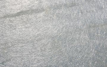 Llwyneinion laminate fibreglass or shingles?