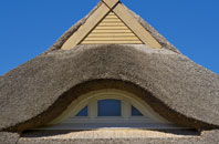 Llwyneinion thatch roofing